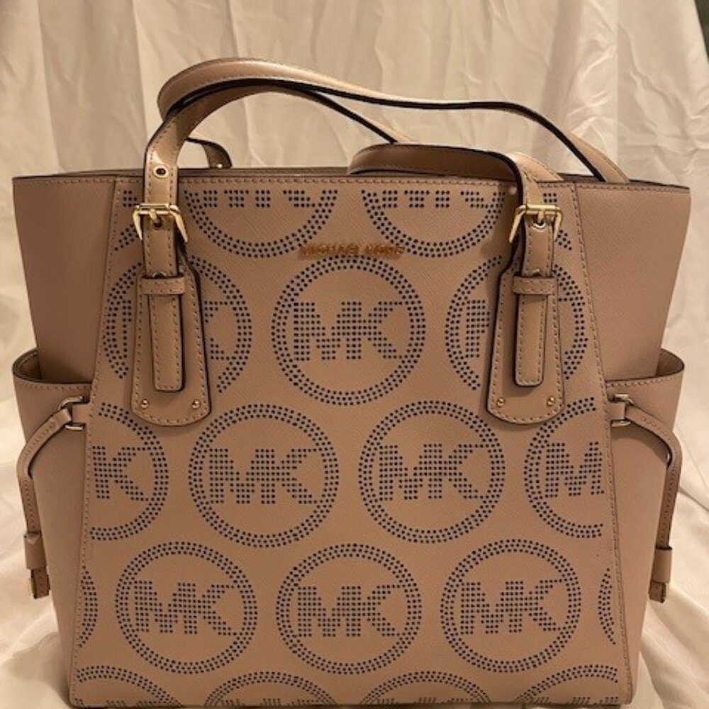 Michael Kors Voyager East West Leather Tote - Blush